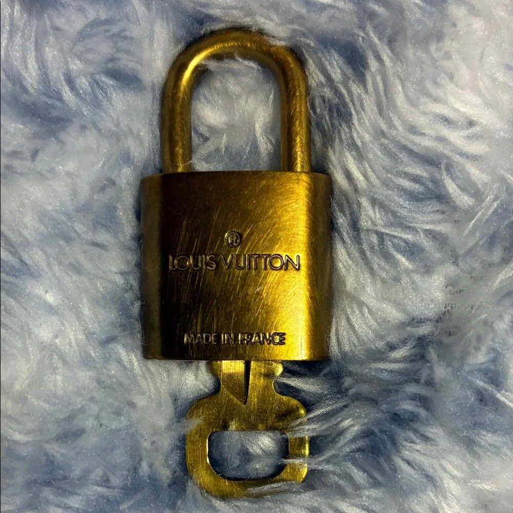 Louis Vuitton Gold Tone Padlock with Key France 311 Brass - Picture 2 of 4